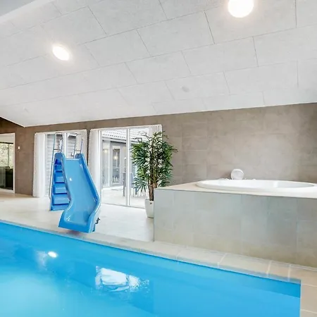 Gorgeous In Sydals With Kitchen *